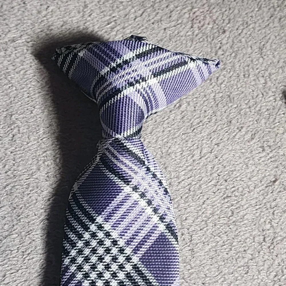 Set 2 Children’s Boy Clip-On Ties Black Gray and Gray Purple IZOD